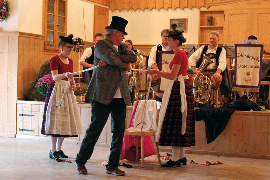 Entfesselungsshow mit Zauberer Ernesto